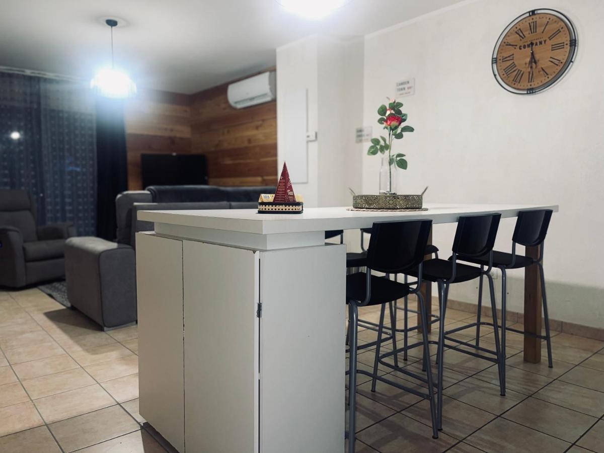 Appartement A 2 Mins Du Centre Sarlat Esterno foto